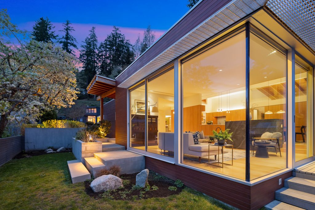 Modern Bainbridge Island Waterfront Home